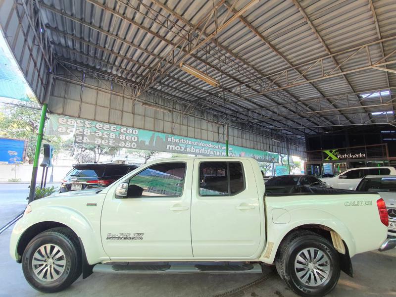 NISSAN Navara 2.5 CALIBRE 4 2012