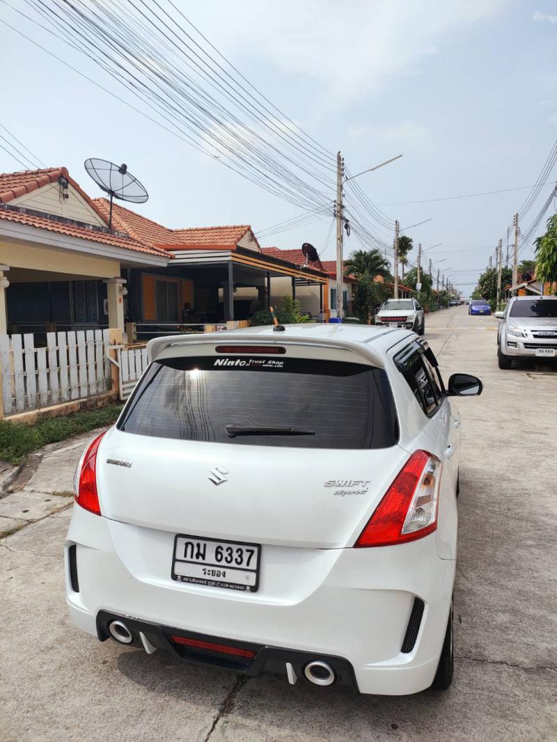 SUZUKI Swift eco 2012