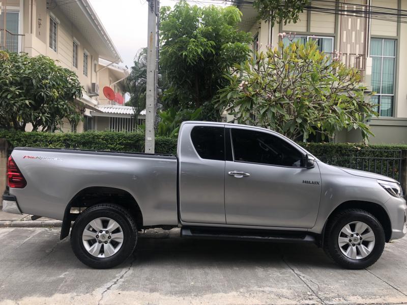 TOYOTA Hilux Revo smart cab 2019