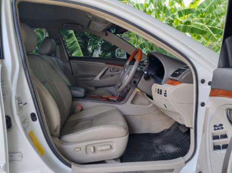TOYOTA Hybrid 2.4V dvdi 2010