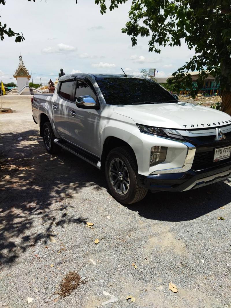 MITSUBISHI TRITON 2020