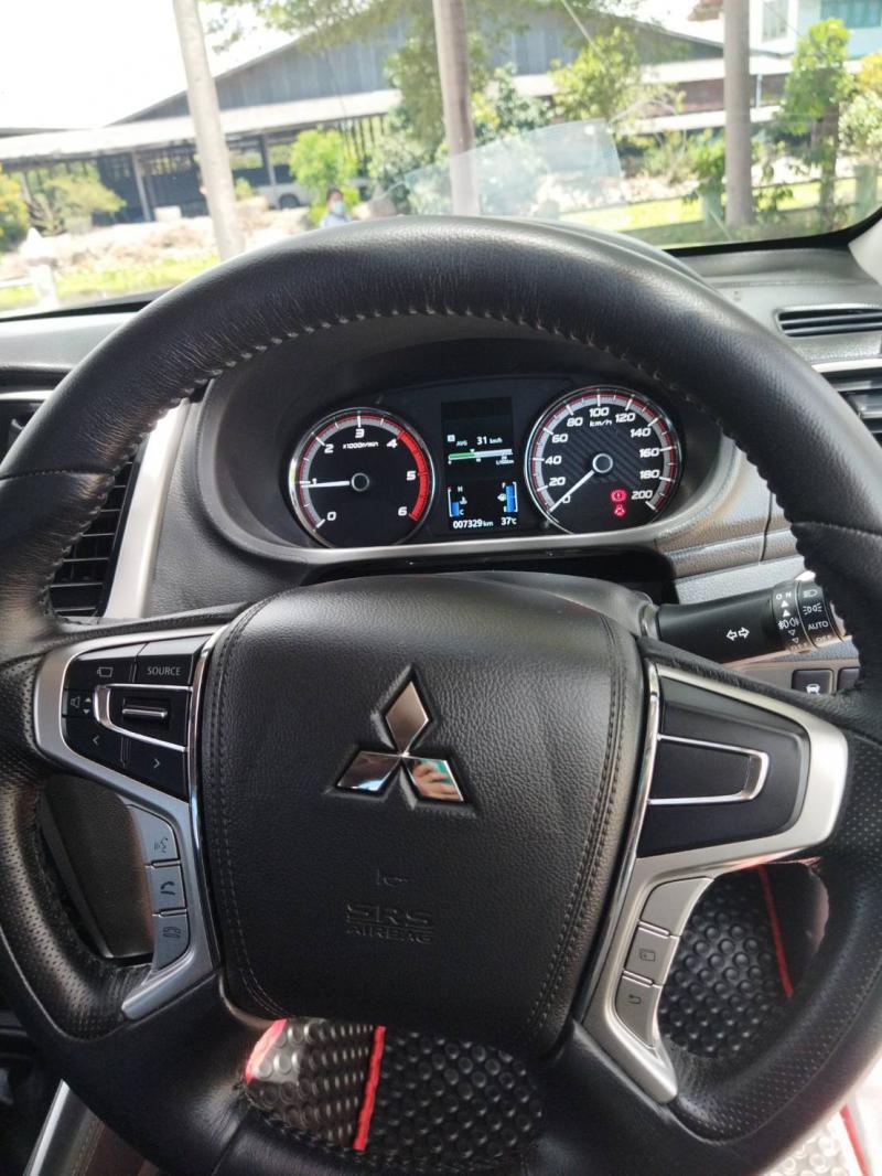 MITSUBISHI TRITON 2020