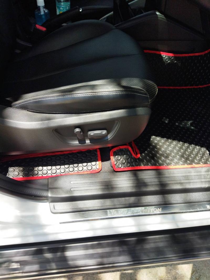 MITSUBISHI TRITON 2020