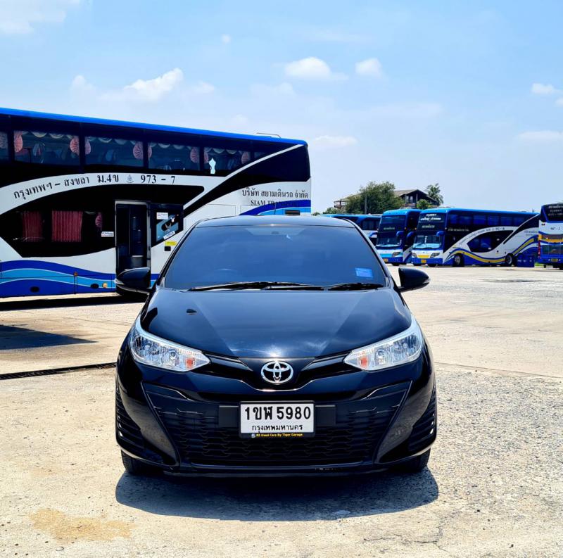TOYOTA yaris 2018