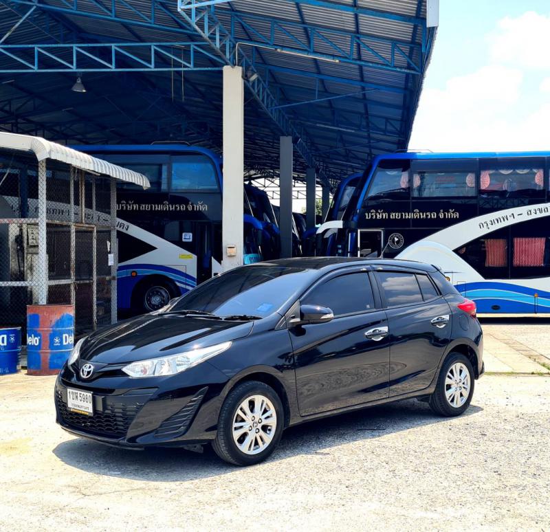 TOYOTA yaris 2018
