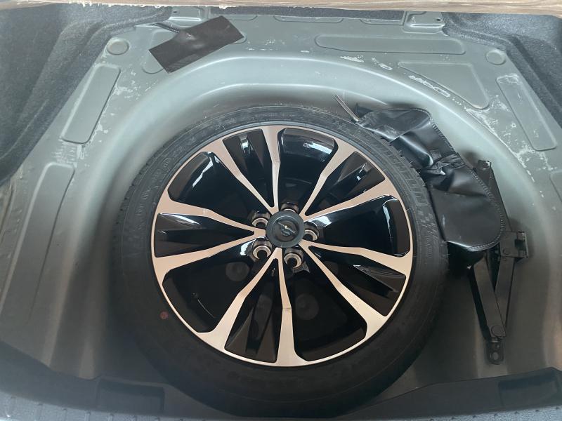 TOYOTA Altis 1.8Esport 2017 2017
