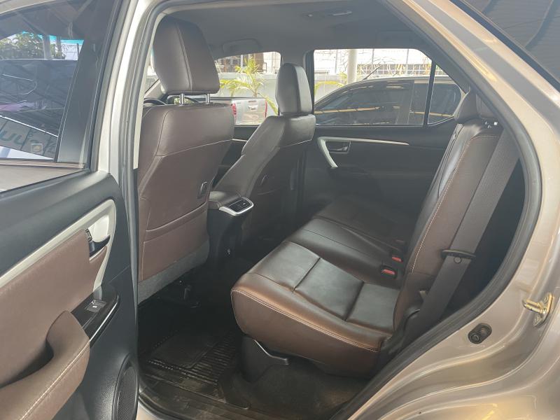 TOYOTA Fortuner 2.4V 2 2018