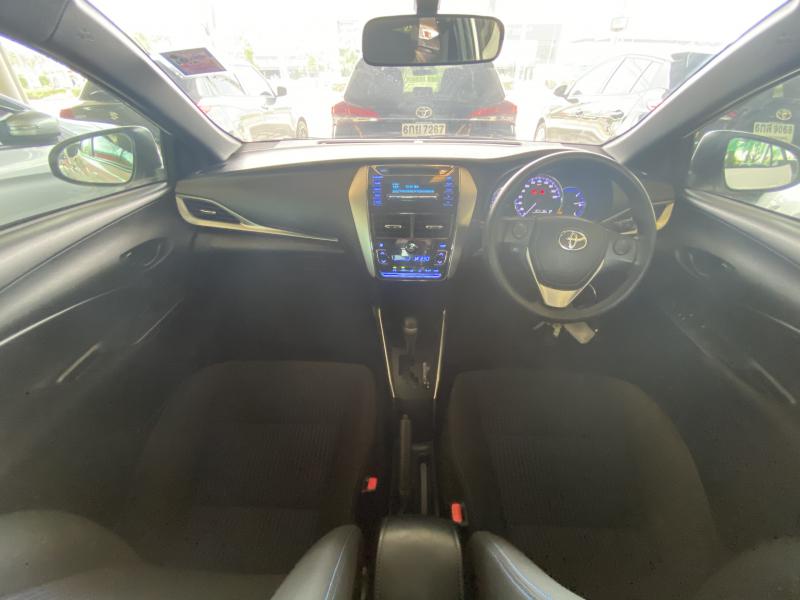 TOYOTA Yaris 1.2E 2017