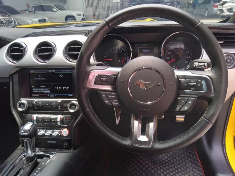 FORD MASTANG 2017