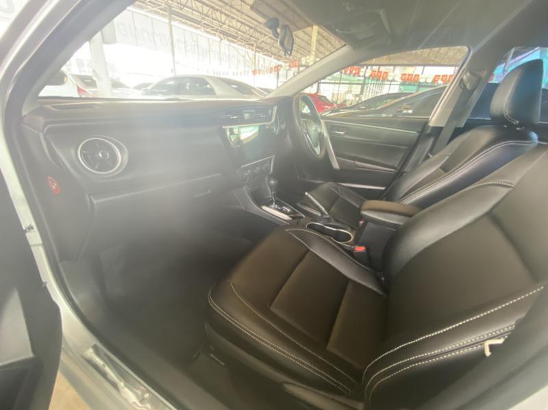 TOYOTA altis 1.8E 2018