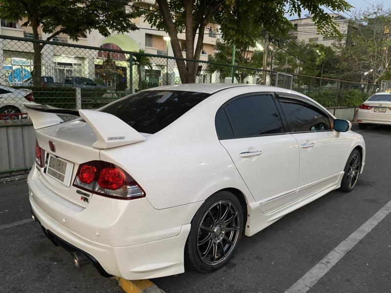 HONDA Civic 2010