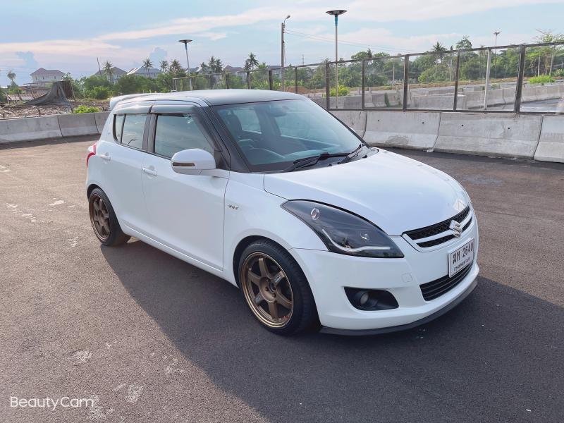 SUZUKI Swift Glx 2012