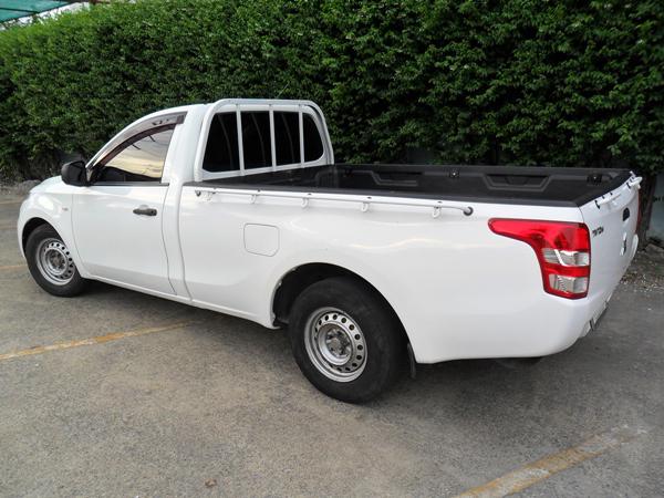 MITSUBISHI Triton 2015