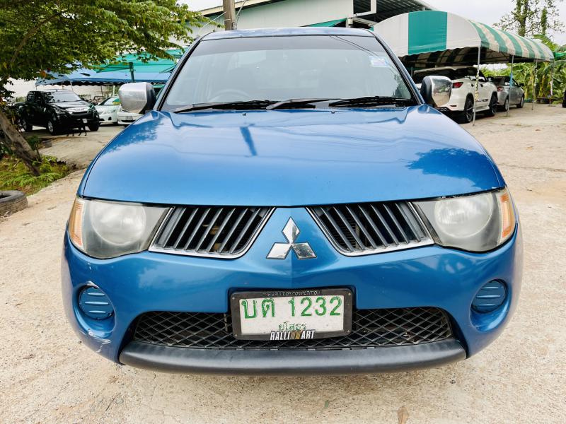 MITSUBISHI Triton 2.5 GLX MT 2006