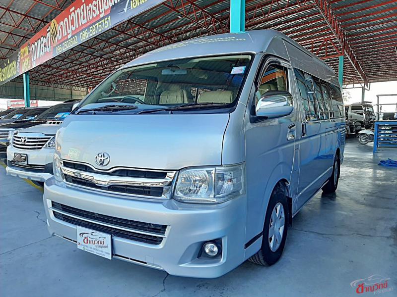 TOYOTA COMMUTER แบบ HIACE ป 2012