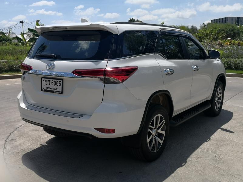 TOYOTA Fortuner 2016