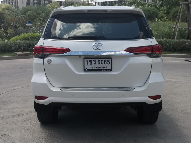 TOYOTA Fortuner 2016