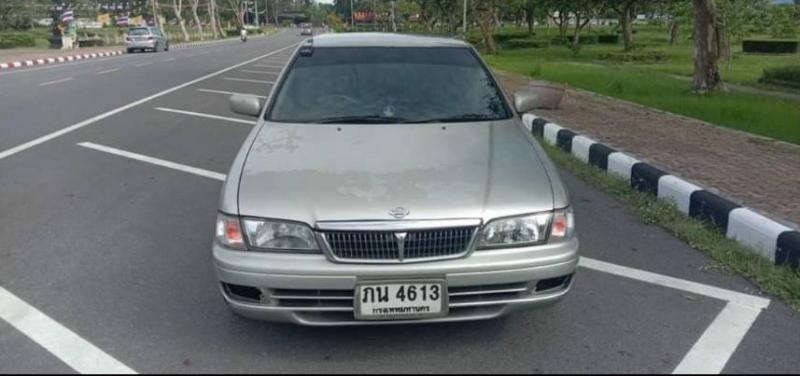 NISSAN sunny 2000