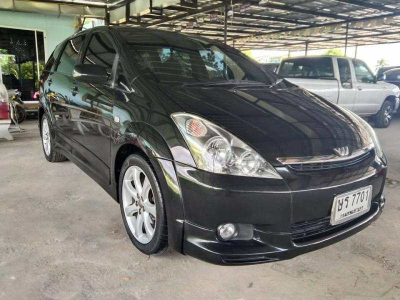 TOYOTA WISH 2004