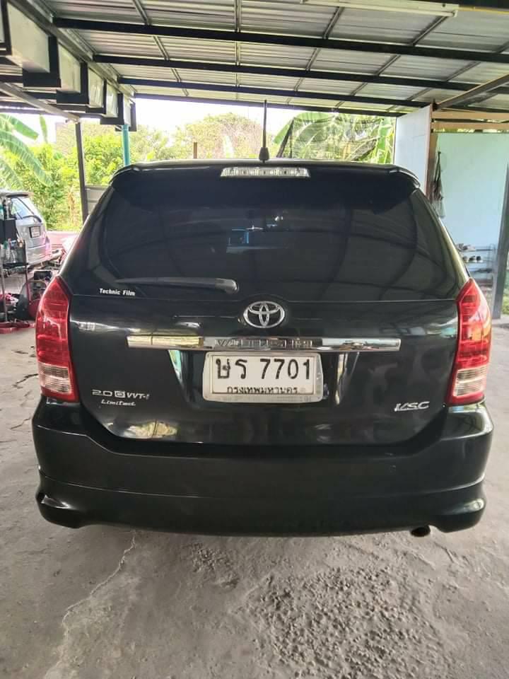 TOYOTA WISH 2004