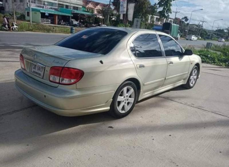 NISSAN CEFIRO 2002