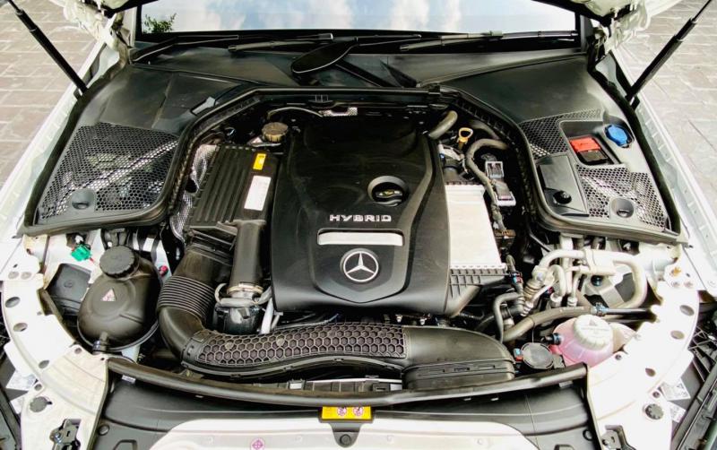 BENZ c-class 2020