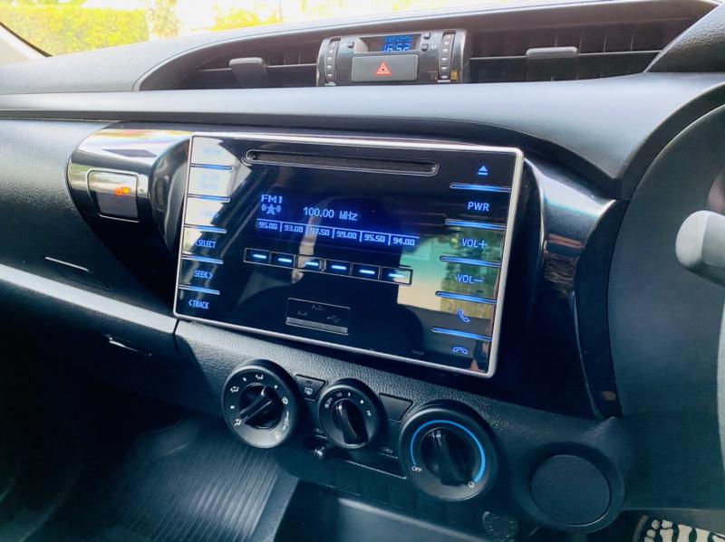 TOYOTA HILUX REVO 2019