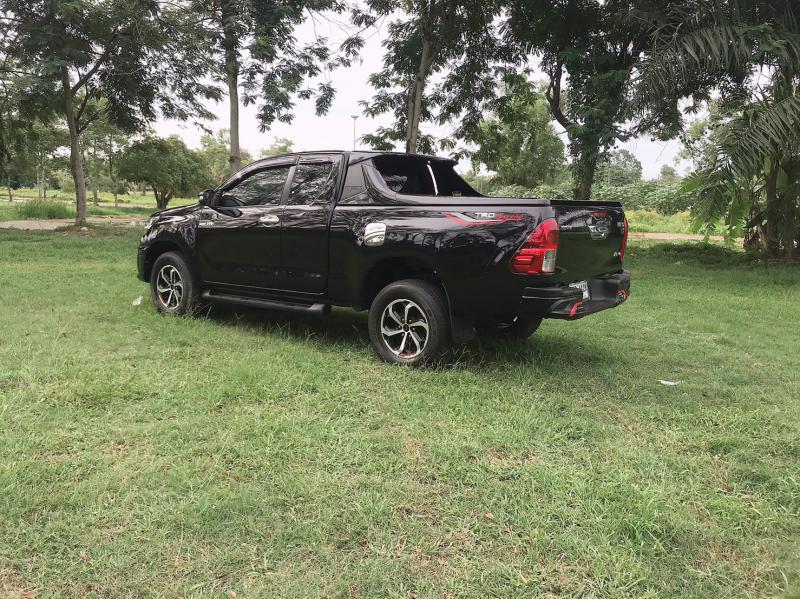 TOYOTA REVO. TRD 2016