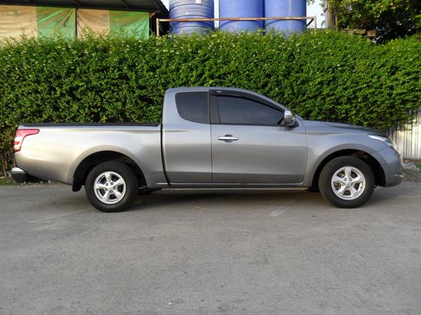 MITSUBISHI Triton Maga Cab 2016