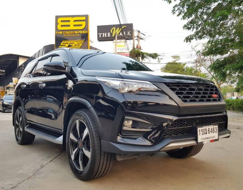 TOYOTA FORTUNER 2019