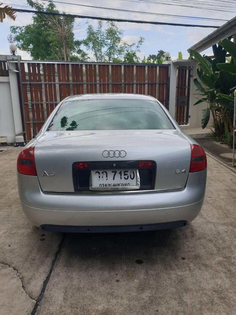 AUDI A6 2001