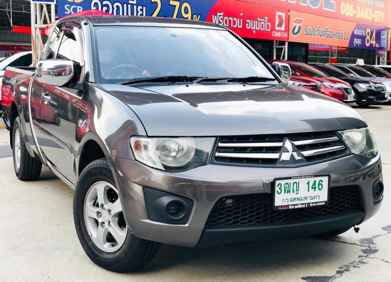 MITSUBISHI Triton 2014