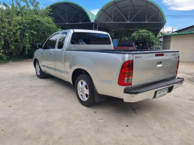 TOYOTA Vigo cab 2.7G 2009