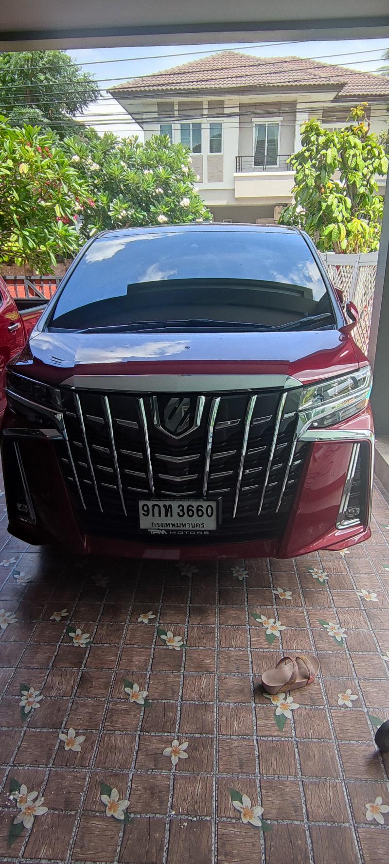 TOYOTA Alphard 2018