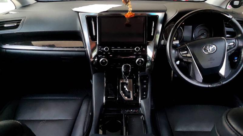 TOYOTA Alphard 2018
