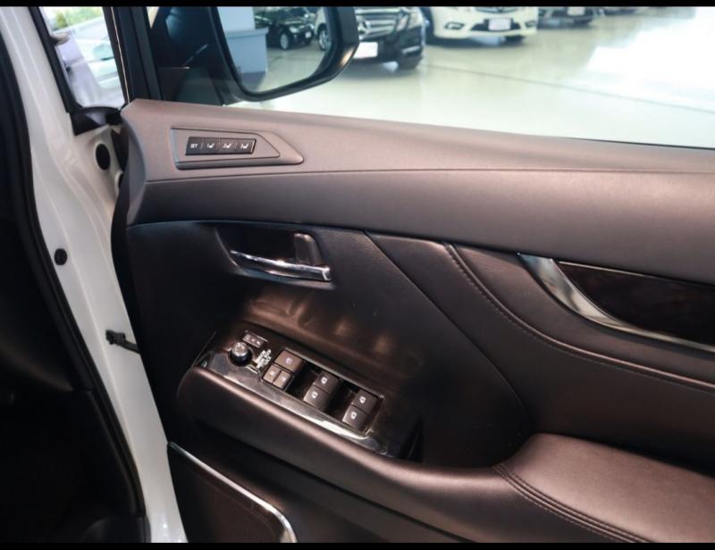 TOYOTA Alphard 2018