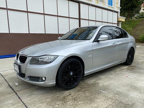 BMW E90  2010