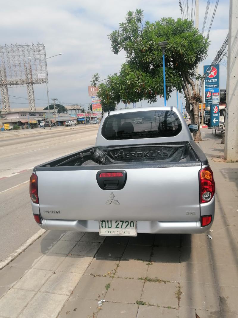 MITSUBISHI Triton 2008