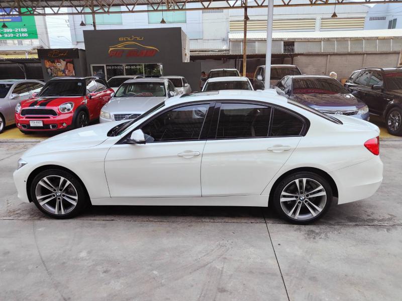 BMW 320d F30 2012