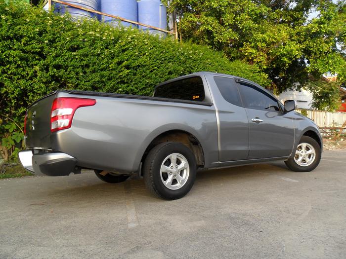 MITSUBISHI Triton 2016