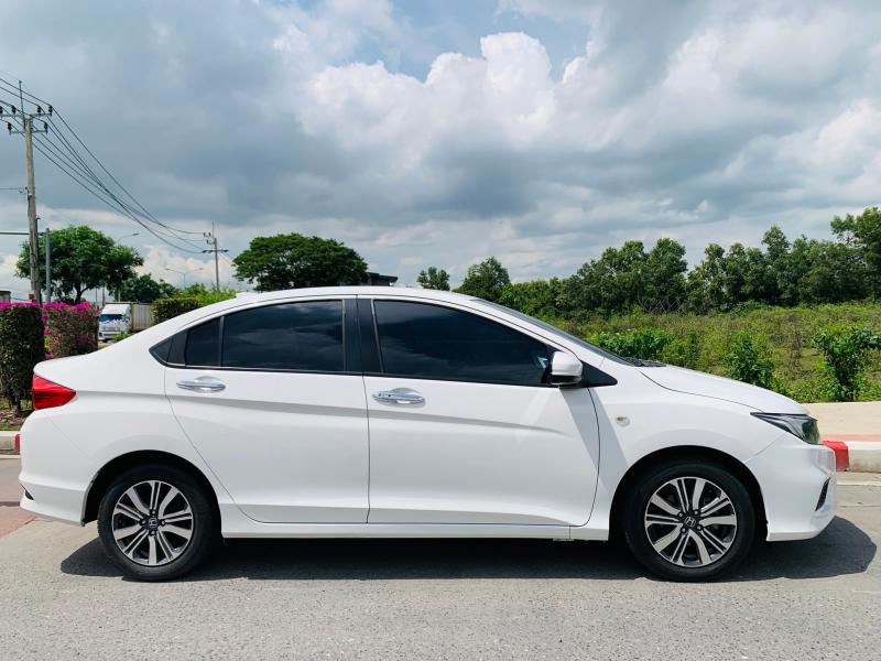 HONDA HONDA CITY 1.5 V + 2018