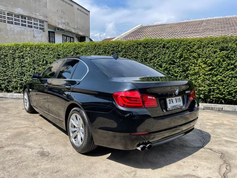 BMW F10 520i TwinPower T 2012