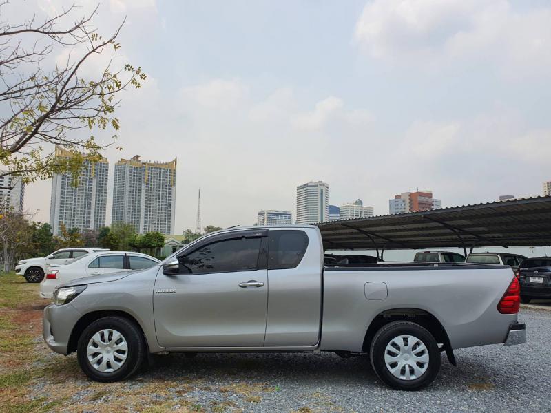 TOYOTA  Revo 2.4J Plus 2017