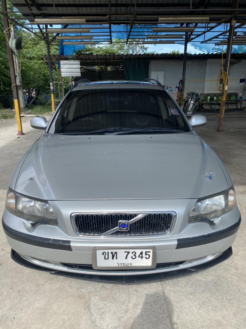 VOLVO V70 P3 23T 2003