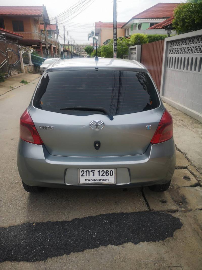 TOYOTA yaris E 2006