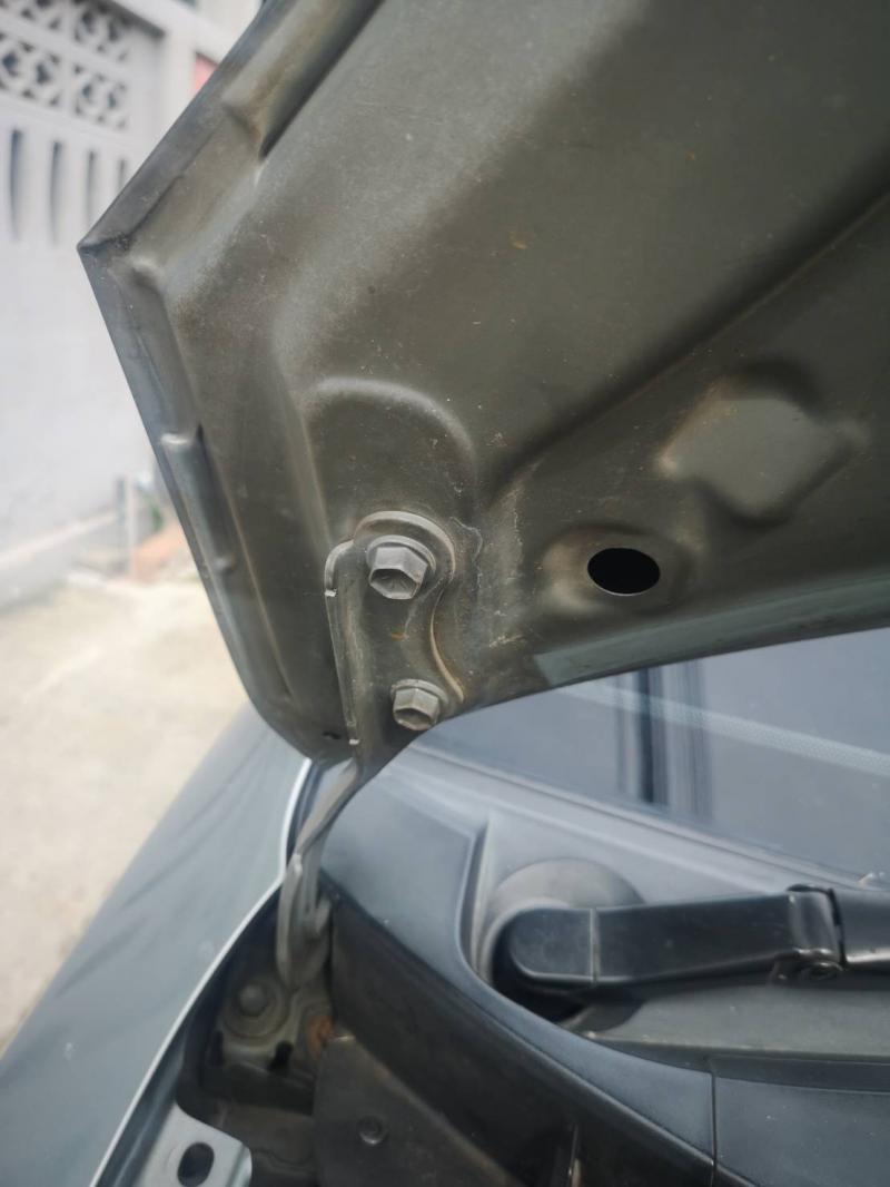 TOYOTA yaris E 2006
