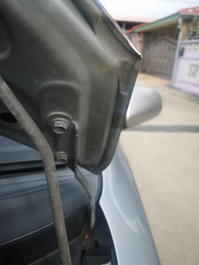 TOYOTA yaris E 2006