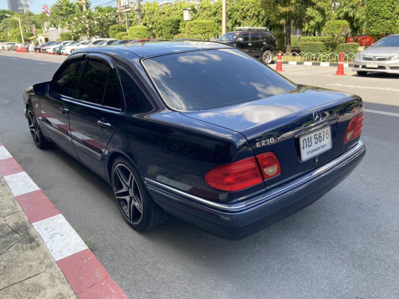 BENZ e230 1997