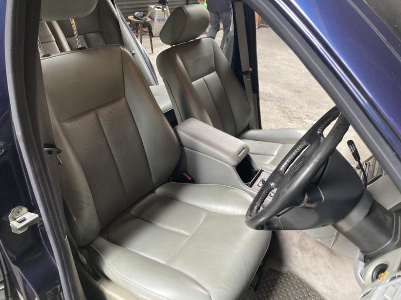 BENZ e230 1997