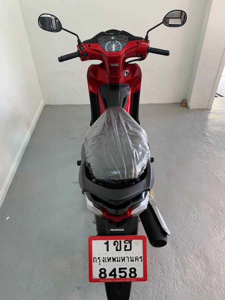 Honda Wave 125i ล้อลวด สตาร์ทมือ สีดำ